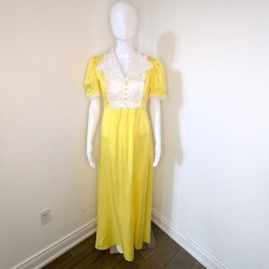 VINTAGE 1960s Long Yellow Pot-a-dot Collar Dress